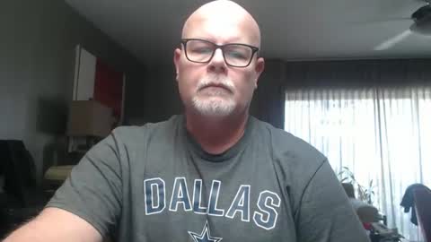 Snapshot of rich32937 chatting on January 4, 1:10 pm rich32937 online show from January 4, 1:10 pm