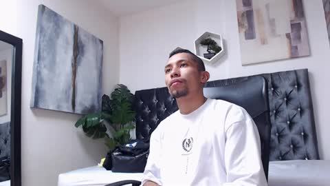 richar_voller online show from January 4, 11:33 am