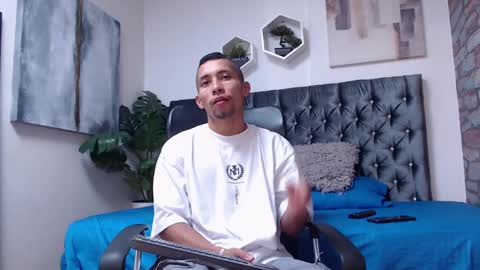 richar_voller online show from January 15, 11:21 am