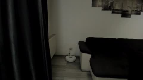 RichardDarell online show from July 29, 4:44 am