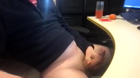 richgeezer20 online show from October 22, 8:40 am