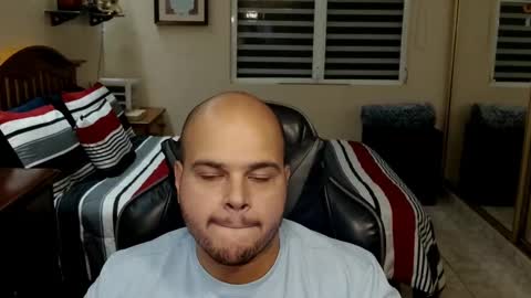 Ricky online show from December 7, 12:09 am