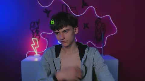 Rico online show from April 18, 7:58 pm