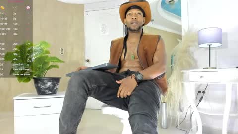 RicoBrowm online show from June 8, 4:02 am