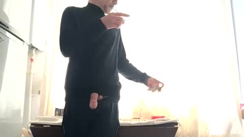 riia362963 online show from April 23, 10:42 am