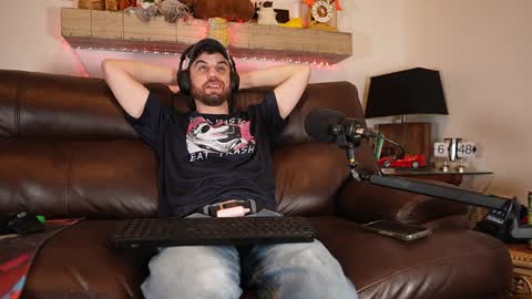 Ryan aka KeylimeRy online show from December 20, 12:49 pm