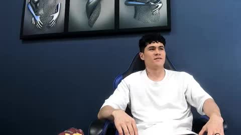 Snapshot of roan_birkin chatting on October 9, 9:09 pm Roan Birkin online show from October 9, 9:09 pm