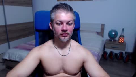 robbyshawz online show from December 1, 7:22 am