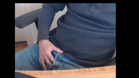 robidan6923 online show from February 26, 2:36 pm