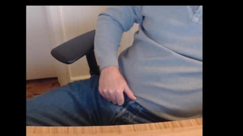 robidan6923 online show from January 31, 6:47 pm