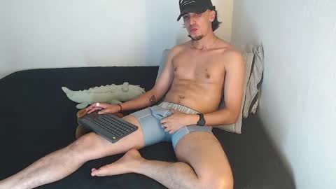 Robisson Zack online show from April 18, 8:49 am