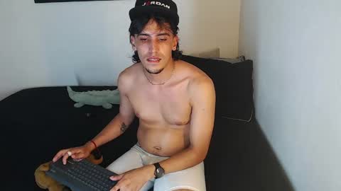 Robisson Zack online show from April 12, 9:44 am