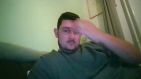 Snapshot of robtheman94 chatting on October 19, 9:07 pm Robin online show from October 19, 9:07 pm