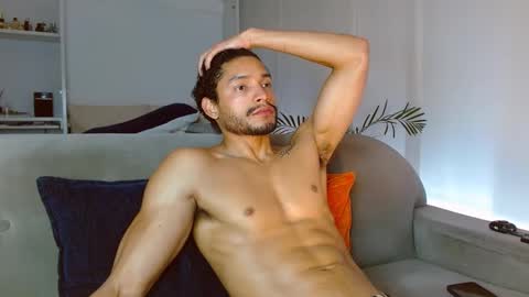 roby_millerr online show from March 4, 6:18 pm