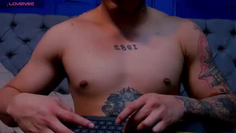 Snapshot of rocco_santos chatting on September 19, 8:59 am rocco_santos online show from September 19, 8:59 am