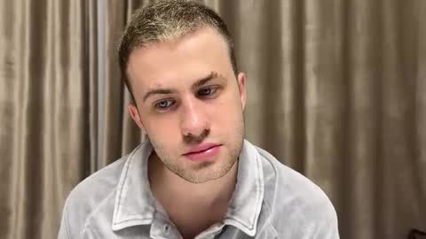 Snapshot of rodrigoveira chatting on September 12, 9:37 pm Rodrigo online show from September 12, 9:37 pm