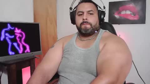 rodrixxx54 online show from February 2, 10:28 pm