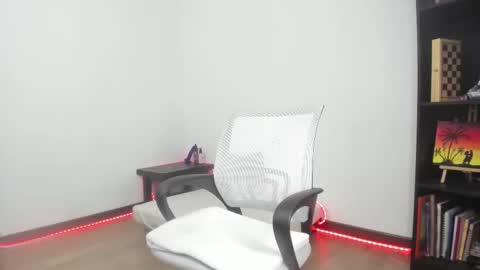 Roff Lust online show from February 16, 3:04 am