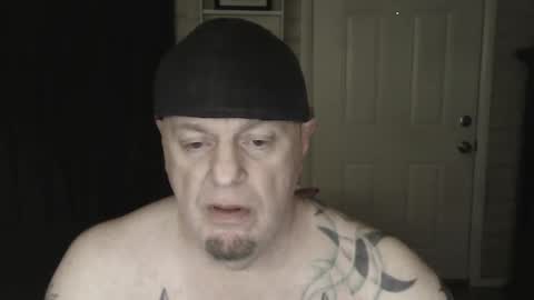 roinaz online show from January 1, 7:10 pm