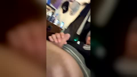 rojasjordan1997 online show from April 4, 8:11 am