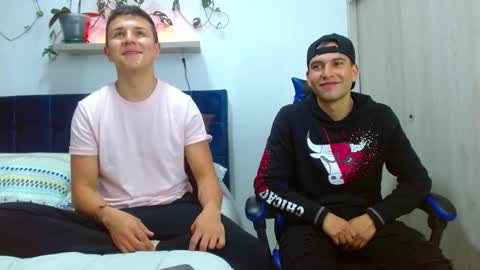 rolos_hot32 online show from February 28, 1:26 am