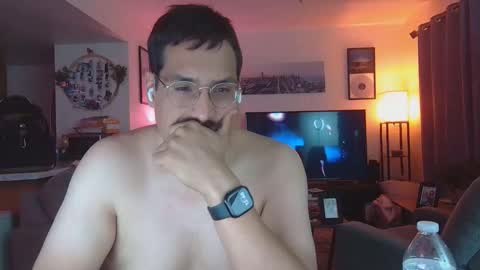 romancubbear online show from April 11, 7:45 am