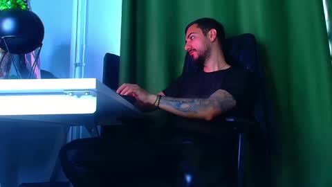 romaniamaster1 online show from April 23, 6:51 am