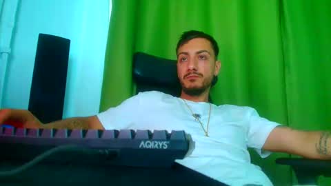 romaniamaster1 online show from June 6, 7:03 am