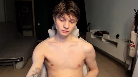 Romeo online show from February 16, 1:47 am