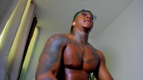 Ronnie 777 online show from November 20, 1:21 pm