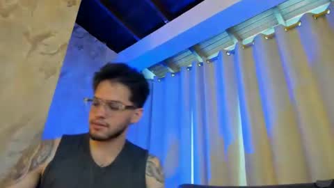Ronny Colton online show from June 3, 2:33 pm