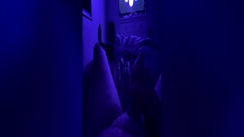 rooster2028 online show from July 7, 4:12 am