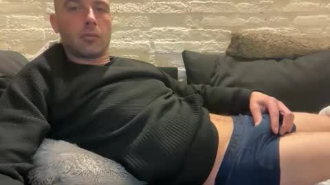 rotteei1 online show from April 13, 6:19 pm