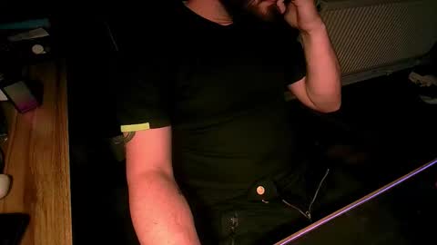 Snapshot of roughwonder chatting on September 22, 8:08 pm Luke online show from September 22, 8:08 pm