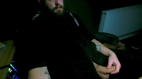 Snapshot of roughwonder chatting on February 28, 3:04 am Luke online show from February 28, 3:04 am