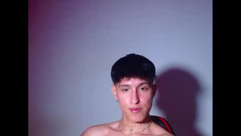 rowanboy23 online show from June 29, 8:20 pm