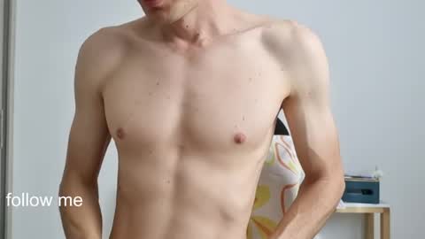 Roy online show from April 26, 3:09 pm