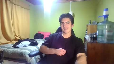 rpaulo25 online show from April 14, 2:33 am