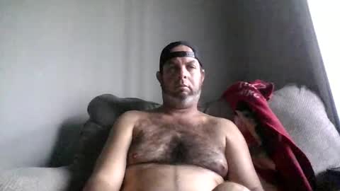 Snapshot of rubbingoneout714 chatting on December 13, 9:30 pm rubbingoneout714 online show from December 13, 9:30 pm