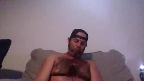 Snapshot of rubbingoneout714 chatting on September 11, 3:27 am rubbingoneout714 online show from September 11, 3:27 am