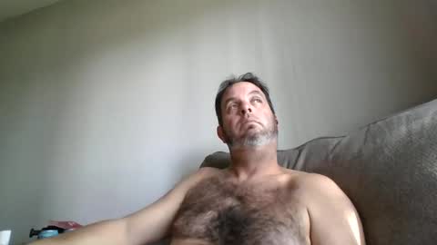 Snapshot of rubbingoneout714 chatting on December 15, 4:37 pm rubbingoneout714 online show from December 15, 4:37 pm