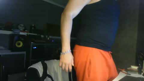 Chico que rico Caliente online show from March 8, 2:10 am