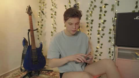 rusbradpitt online show from February 11, 3:50 pm