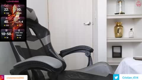  R U S S E L L  online show from February 5, 4:47 pm