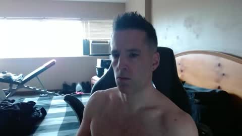 rustic_cuse_777 online show from March 7, 3:54 pm