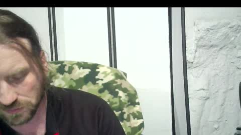 rwb1982 online show from December 3, 1:33 am