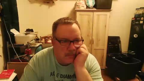 Snapshot of rwzar_0712 chatting on October 15, 11:23 pm rwzar_0712 online show from October 15, 11:23 pm