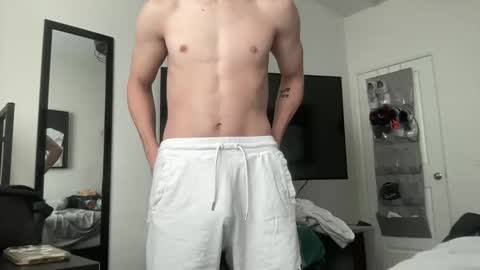 Snapshot of ryan287747 chatting on October 15, 7:54 pm ryan online show from October 15, 7:54 pm