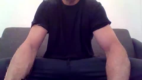 ryand066 online show from April 19, 11:40 pm