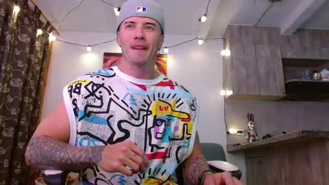 Ryan Blue ig ryannblue online show from February 17, 1:58 am